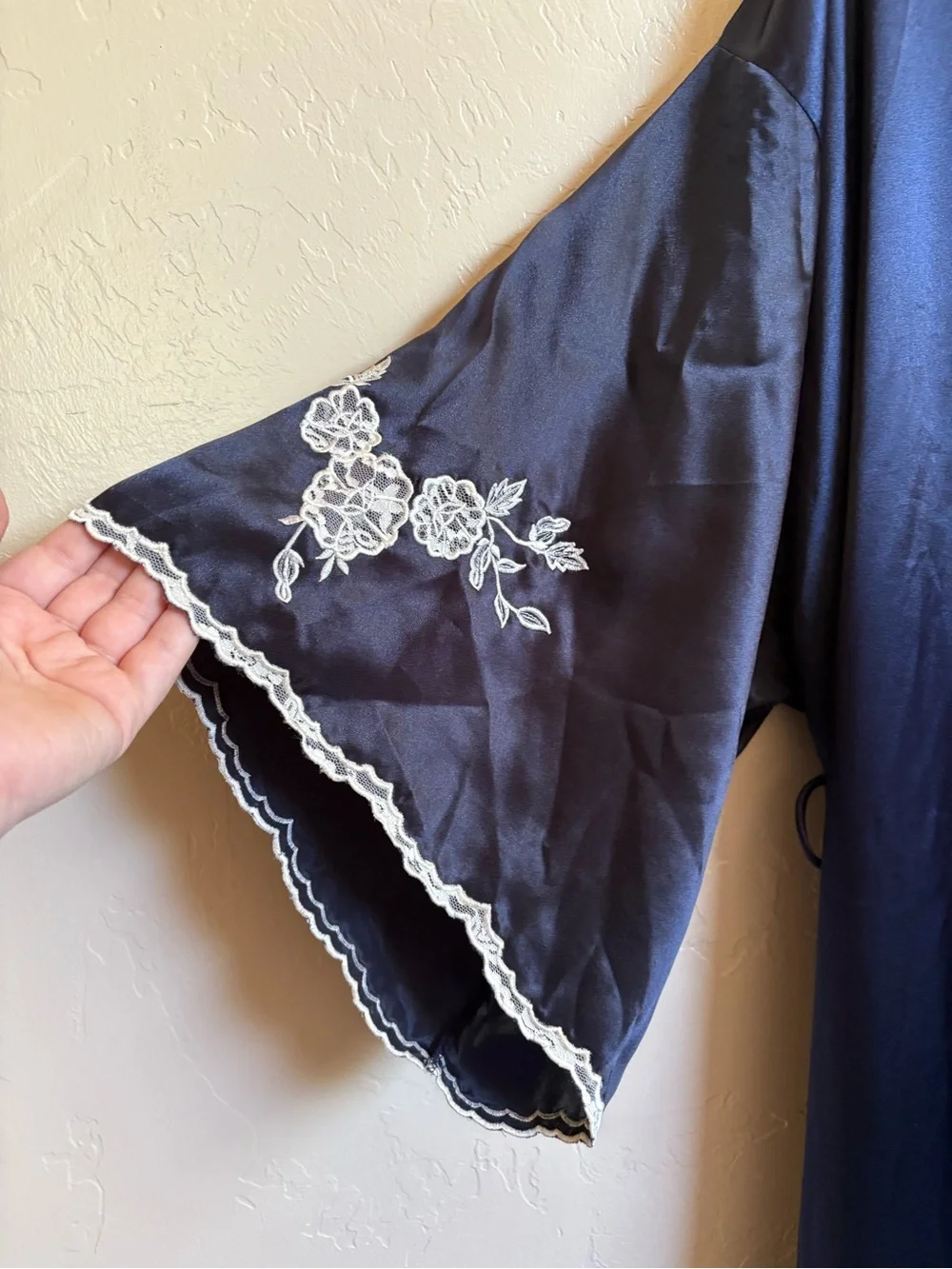 Vintage Satin & Lace Slip Night Gown / Matching Robe Navy Blue Size Medium - Picture 2 of 8